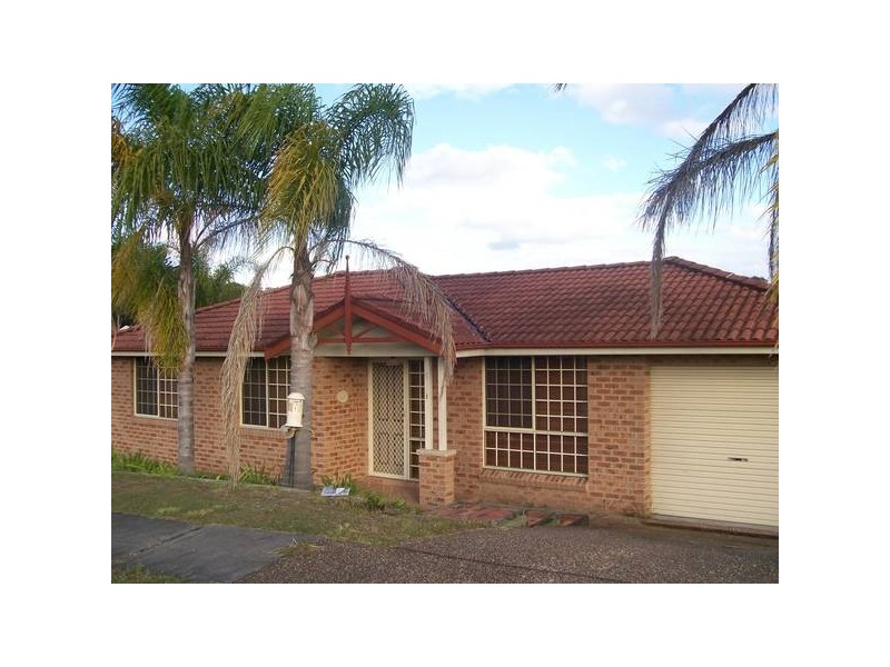 1 Croydon Place, Warners Bay NSW 2282