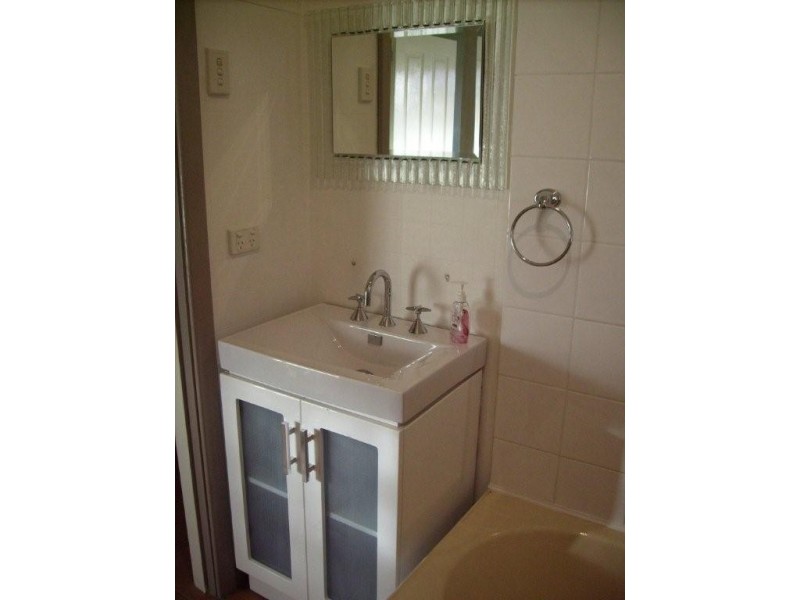 56 Waratah Street, Kahibah NSW 2290