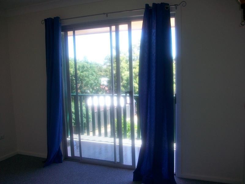 37 Beach Road, Redhead NSW 2290