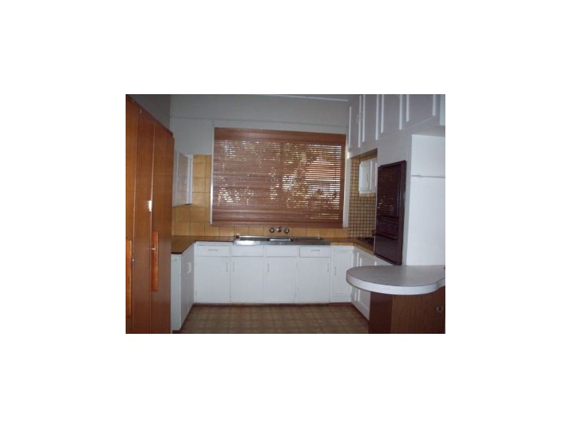 2 Maxwell Avenue, Belmont North NSW 2280