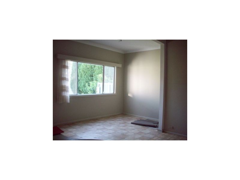 2 Maxwell Avenue, Belmont North NSW 2280