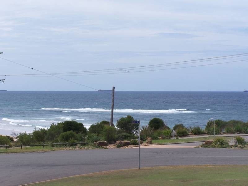 Caves Beach NSW 2281