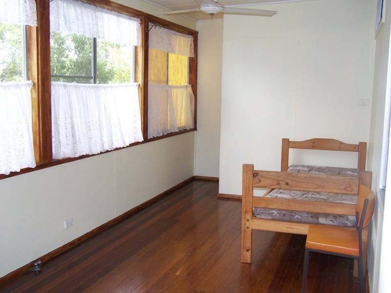 54 Brisbane Water Road, Adamstown NSW 2289