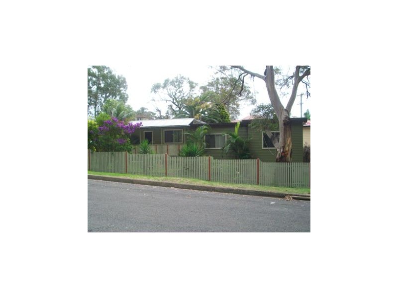 23 Darling Street, Belmont North NSW 2280