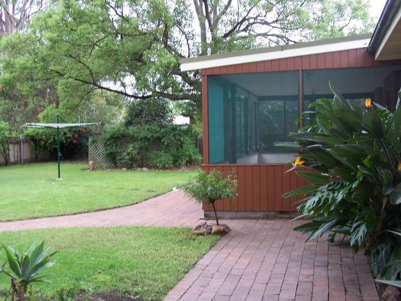 15 Winston Street, Croudace Bay NSW 2280