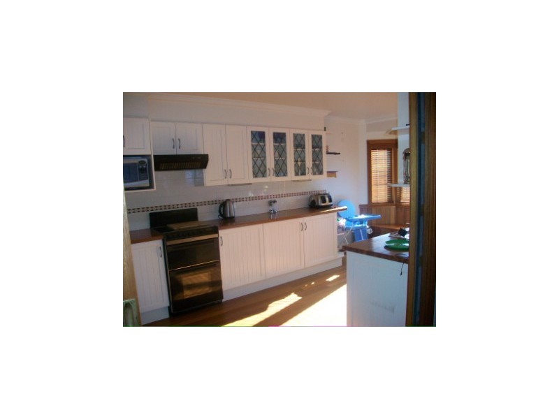 18 Griffiths Street, Floraville NSW 2280