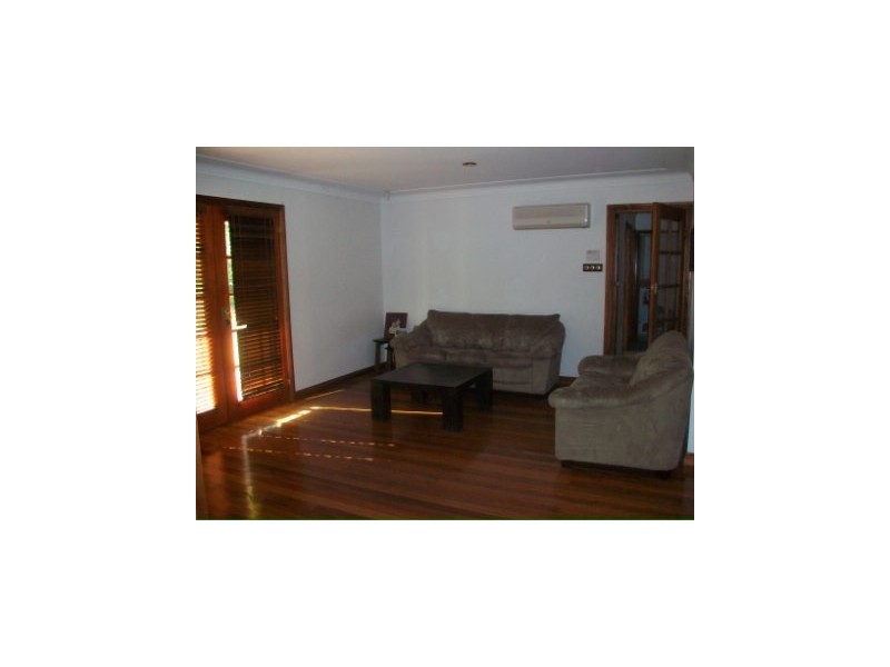 18 Griffiths Street, Floraville NSW 2280