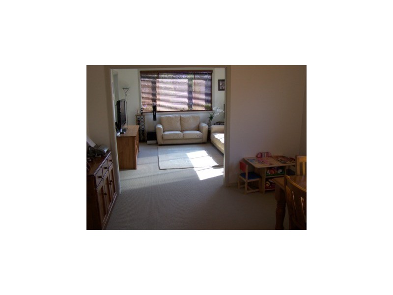 10 Croft Road, Eleebana NSW 2282