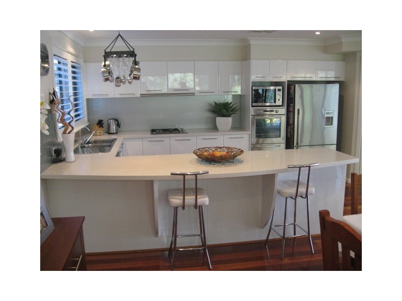 11 Ellerdale Drive, Glendale NSW 2285