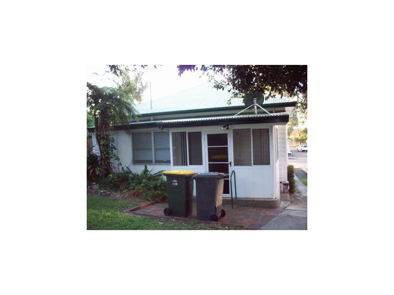 38 George Street, Belmont NSW 2280