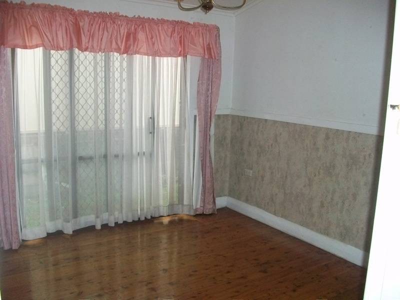 1/3 New Street, Belmont South NSW 2280