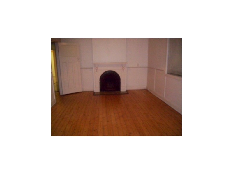 1 Hutchinson Street, Redhead NSW 2290