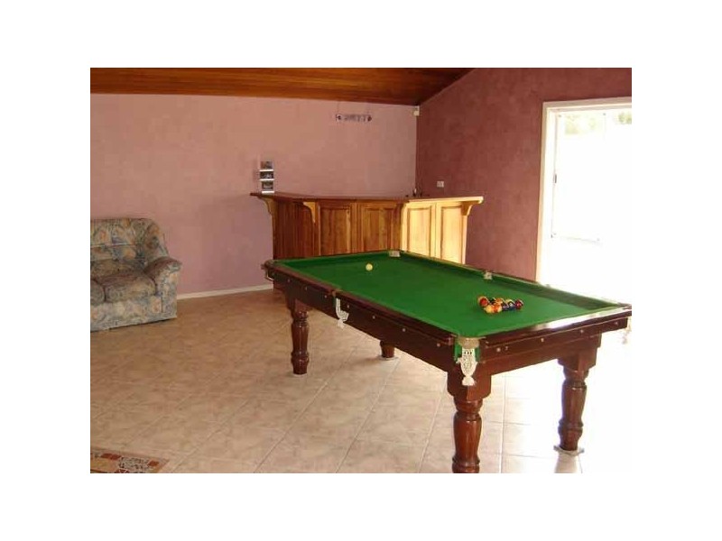 9 Crosswinds Close, Nords Wharf NSW 2281