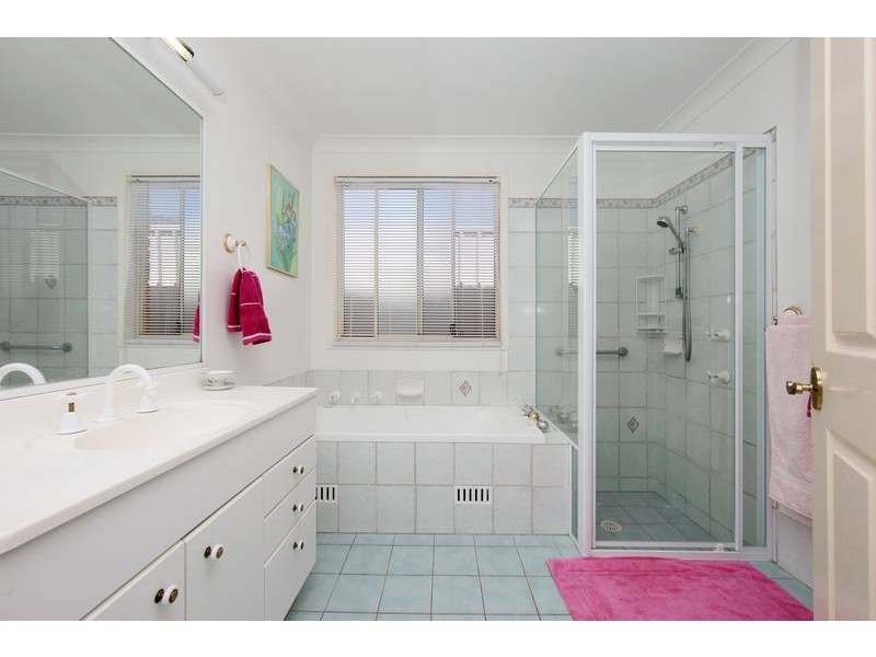 Caves Beach NSW 2281