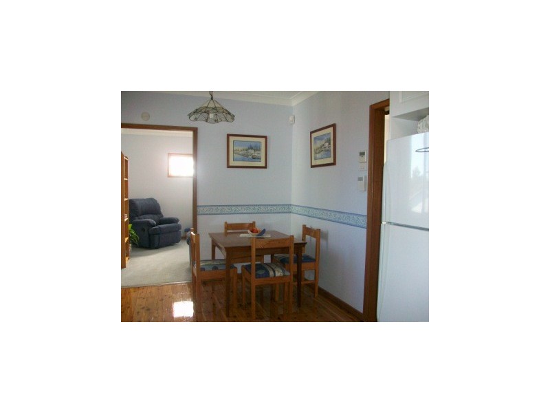 18 Duncan Close, Elermore Vale NSW 2287