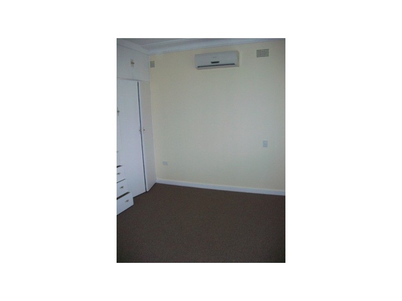 25 Emily Street, Marks Point NSW 2280