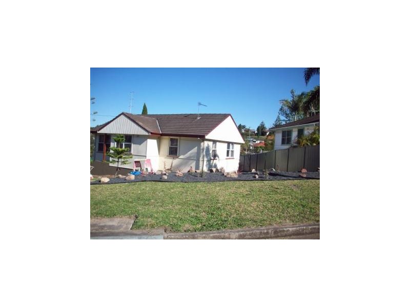 1 Carbeen, Gateshead NSW 2290