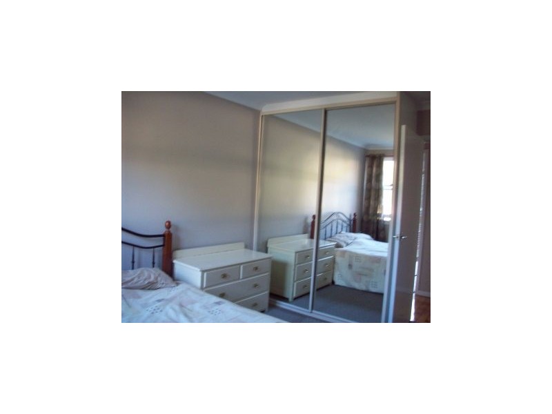 1 Carbeen, Gateshead NSW 2290