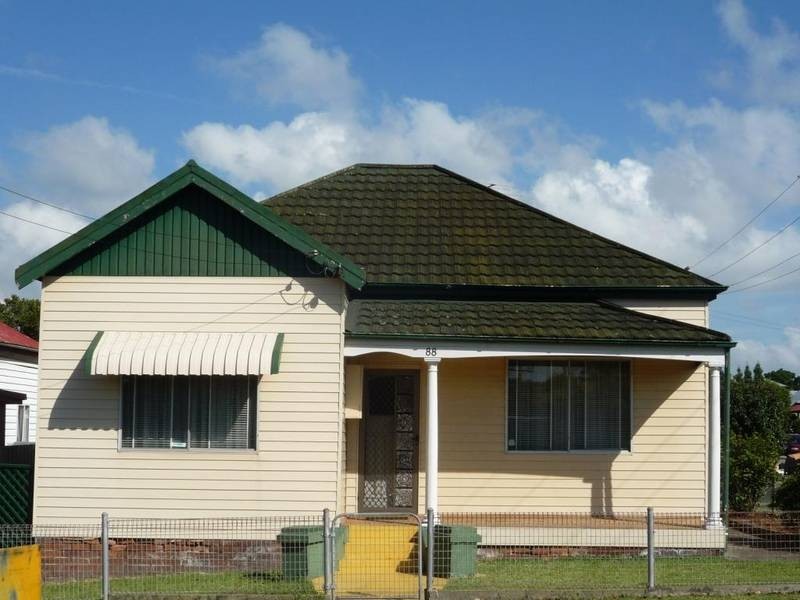 88 Silsoe Street, Mayfield NSW 2304