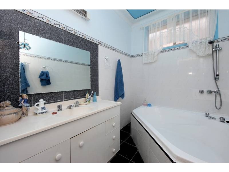 314 Pacific Hwy, Belmont North NSW 2280