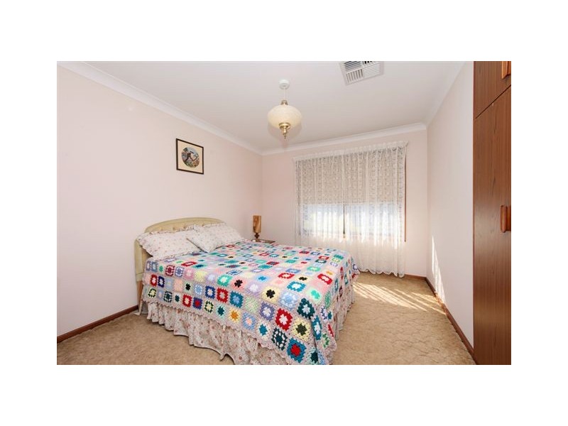 Valentine NSW 2280
