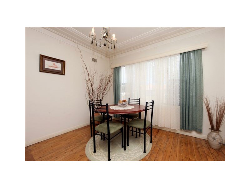 14 Beach Street, Belmont South NSW 2280