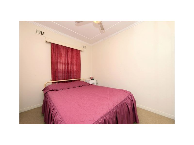 14 Beach Street, Belmont South NSW 2280