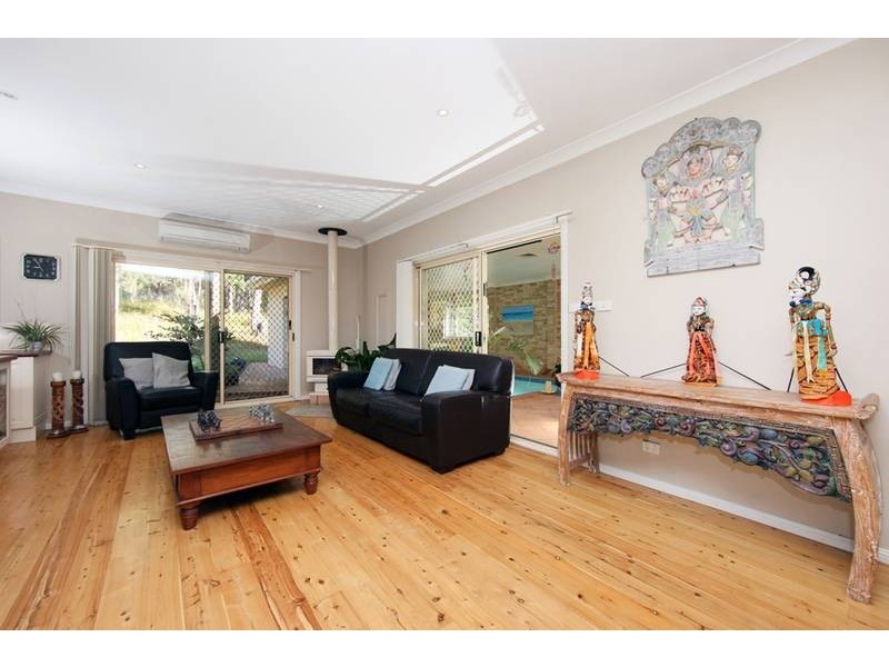 20 Parkwood Close, Tingira Heights NSW 2290