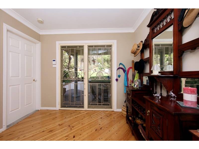 20 Parkwood Close, Tingira Heights NSW 2290