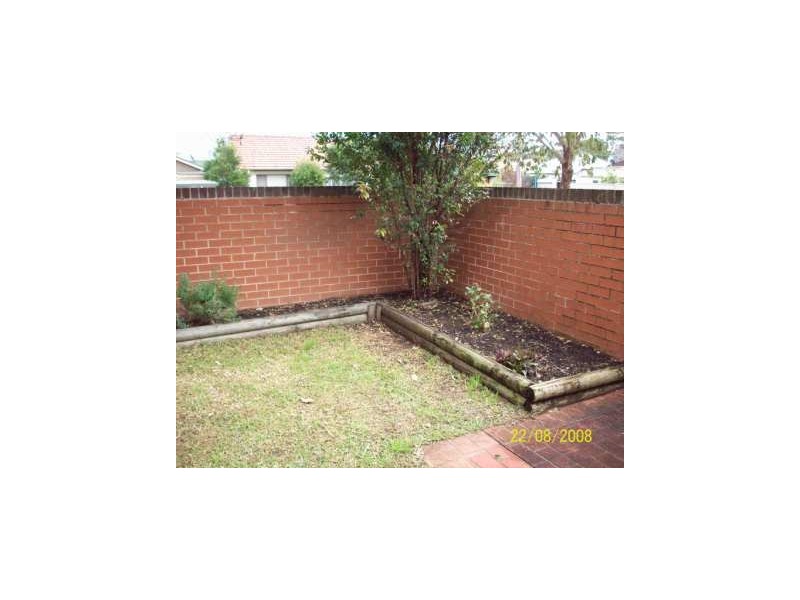 1/4 – 6 Robb Street, Belmont NSW 2280