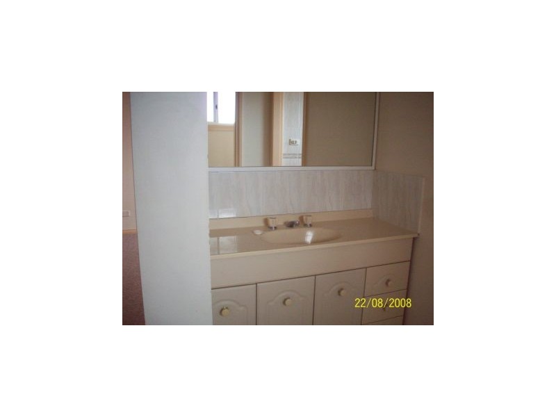 1/4 – 6 Robb Street, Belmont NSW 2280