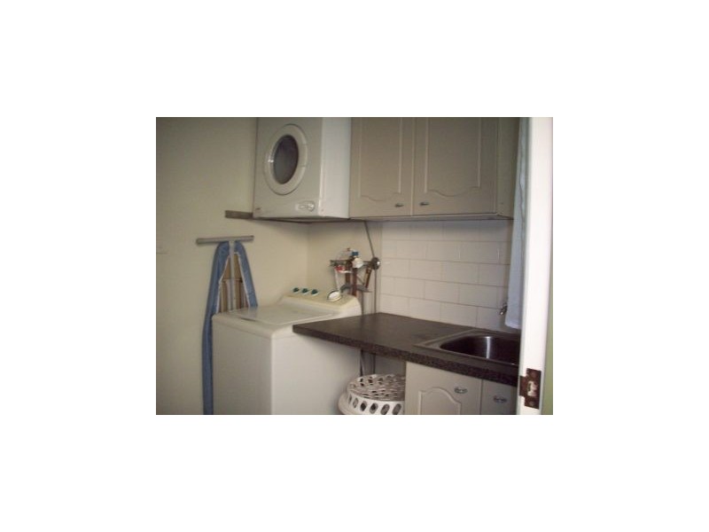 11 View Street, Belmont NSW 2280