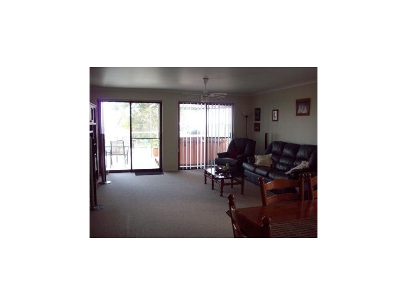 11 View Street, Belmont NSW 2280