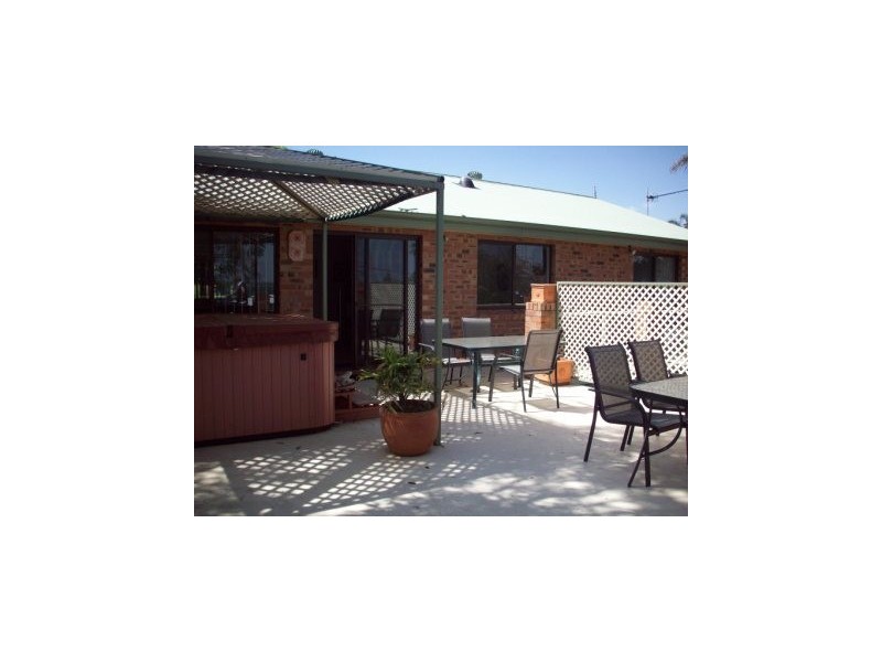 11 View Street, Belmont NSW 2280