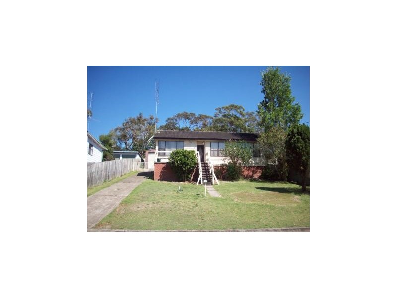 13 Hope Street, Belmont North NSW 2280