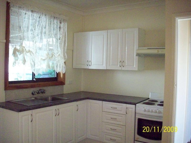 13 Hope Street, Belmont North NSW 2280