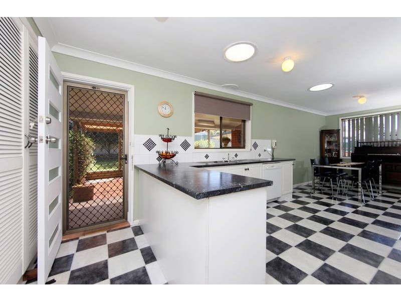 25 Walumbi Avenue, Tingira Heights NSW 2290