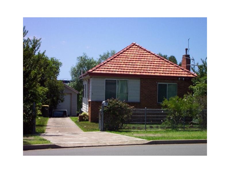 3 Floraville Road, Belmont North NSW 2280