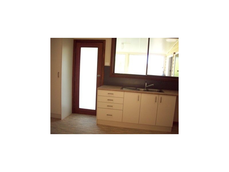 18 St Helen Street, Holmesville NSW 2286