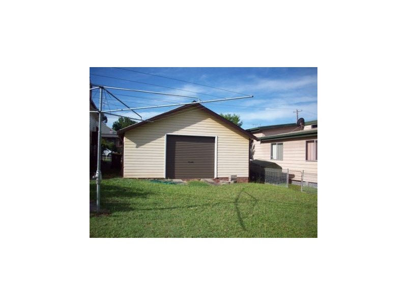 18 St Helen Street, Holmesville NSW 2286