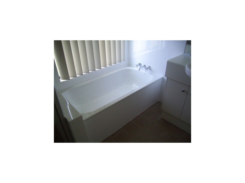 16b Tofino, Pelican NSW 2281