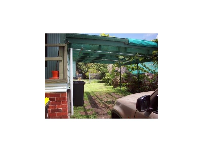 40 Floraville Road, Belmont North NSW 2280