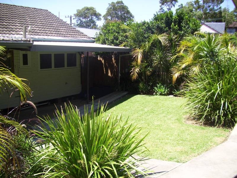 15 Saros Street, Belmont North NSW 2280