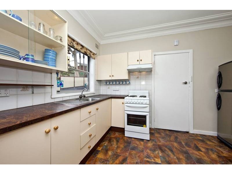 98 Old Belmont Road, Belmont North NSW 2280