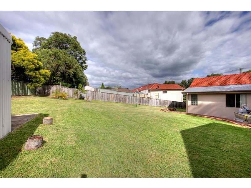 98 Old Belmont Road, Belmont North NSW 2280