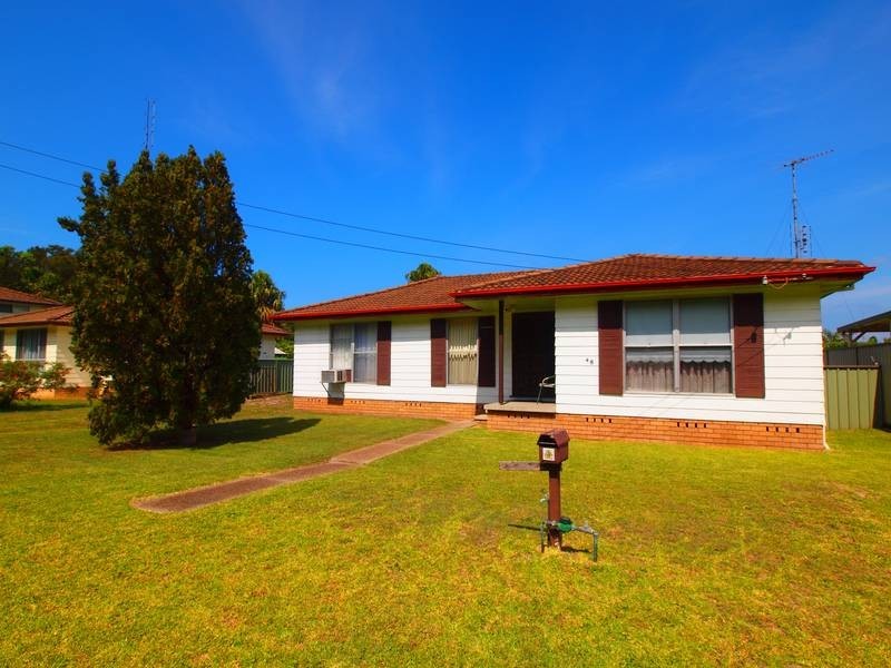 Pelican NSW 2281