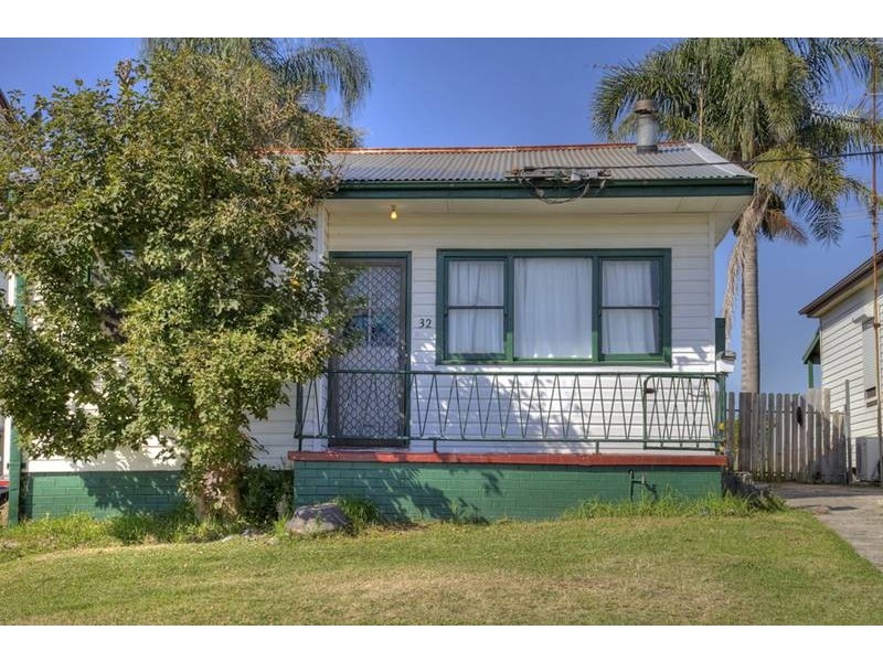 32 Railway Street, Dudley NSW 2290