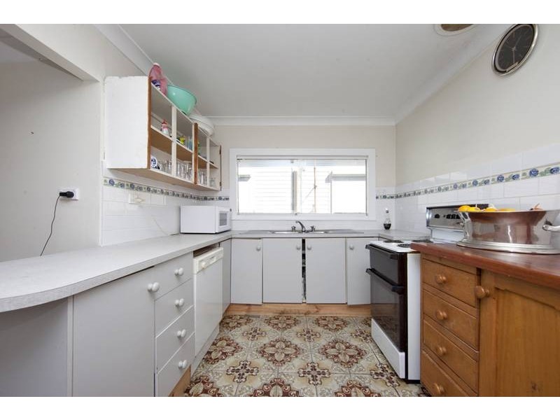 32 Railway Street, Dudley NSW 2290