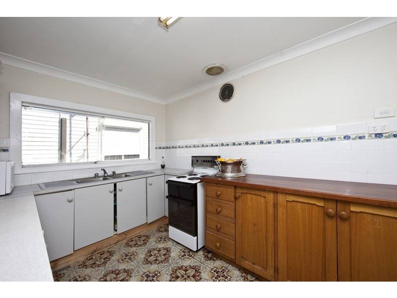 32 Railway Street, Dudley NSW 2290