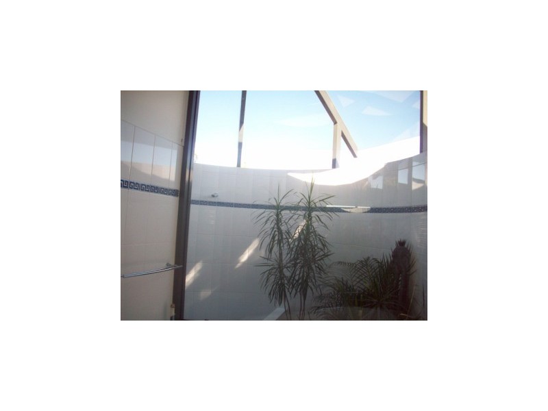 1 Thompson Street, Belmont South NSW 2280